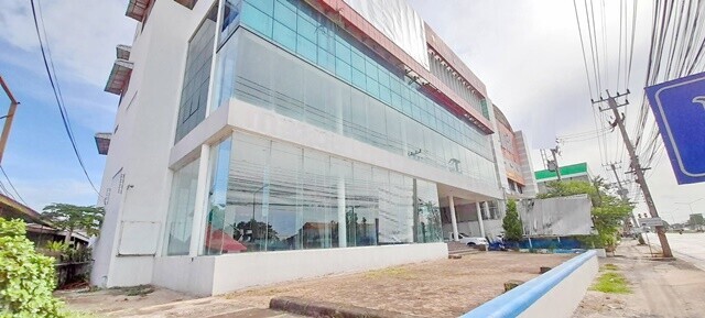 Wellness Center 3-4 ชั้น โกดัง บุรีรัมย์ 272 ตรว.โชว์รูมรถยนต์ เฟอร์นิเจอร์ 2402 ตรม. PTT Station โลตัส นางรอง