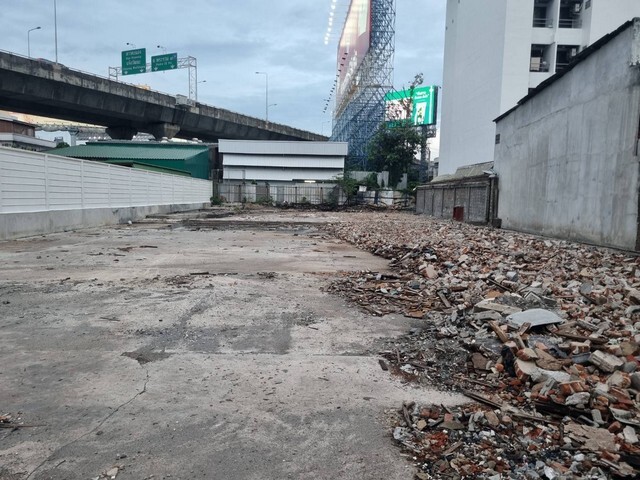 ขายด่วนมากๆๆที่ดินทำเลดี ใจกลางเมือง 285 ตร.วา ในซอยหมอเหล็ง ถนนราชปรารภ ใกล้แอร์พอร์ตเรลลิงค์ราชปรารภเพียง 600 ม.