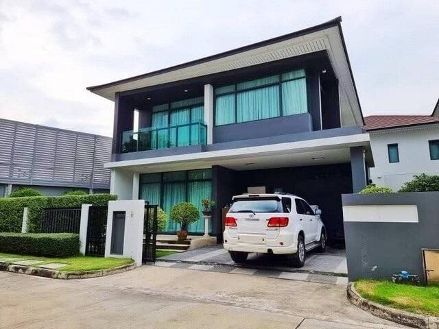 ให้เช่าบ้านเดี่ยว 2 ชั้น 65 ตรว. 4 ห้องนอน โครงการเศรษฐสิริ กรุงเทพกรีฑา ย่านหัวหมาก กรุงเทพกรีฑา ศรีนครินทร์ ใกล้ นานาชาติ Brighton