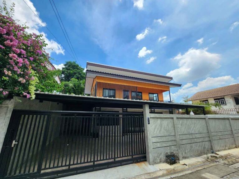 ให้เช่าบ้านเดี่ยวฝั่งธนสร้างใหม่ เอกชัย 34แยก10
 จดทะเบียน​ได้ ​ เลี้ยง​สัตว์​ได…