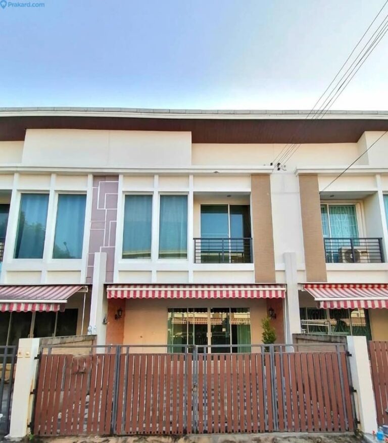 3 ห้องนอน 2 ห้องน้ำ – ทาวน์เฮาส์
 กรุงเทพมหานคร 10250