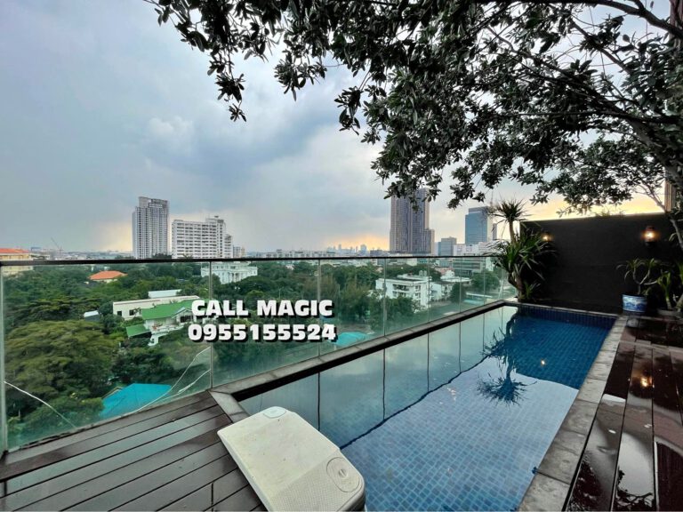 The Best Pet Friendly in Bangkok 
—- DOUBLE VOLUME – POOL VILLA in —-
THONG…