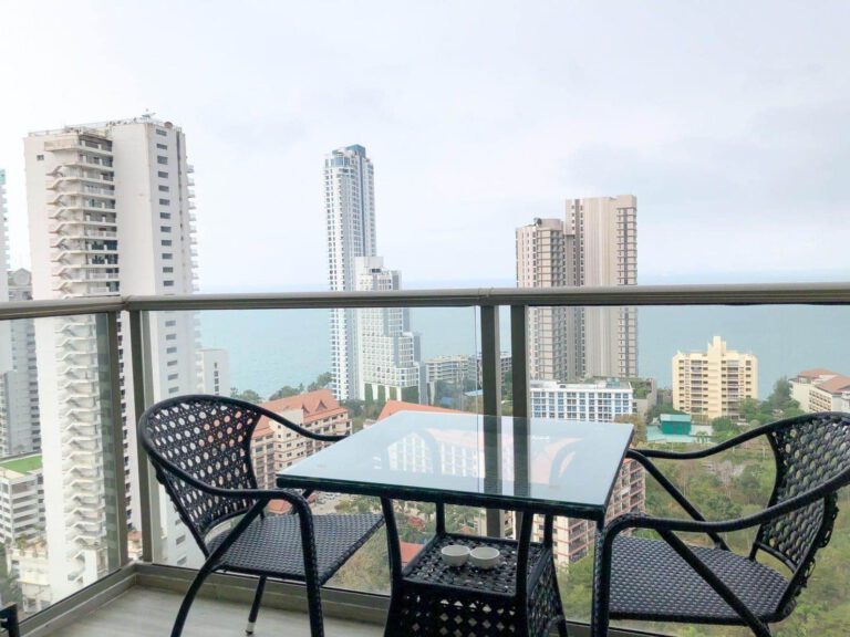 The Riviera Wongamat Pattaya One Bedroom For Rent  1 bedroom
  1 Bathroom
  35 S…