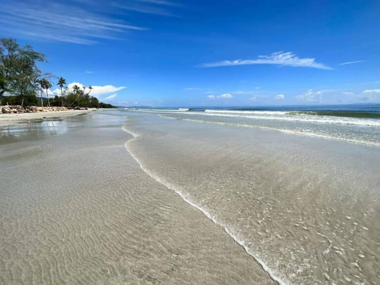 โครงการ THe Hi Ocean 
 ที่ดินติดทะเลหาดบานชื่นแปลงสุดท้าย 

 หาดบานชื่น ต.ไม้รู…