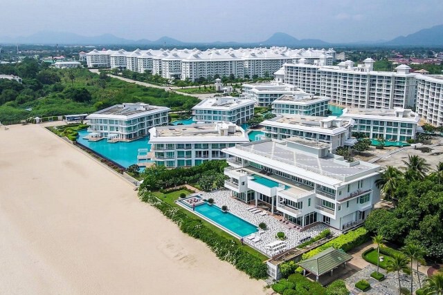 ขายคอนโด Seaside City Huahin (The Energy หัวหิน) ขนาด 42.42 ตร.ม. อยู่โซนหน้า phase 2 ติดหาดเลย ห้องวิวสระว่ายน้ำ อ.ชะอำ จ.เพชรบุรี