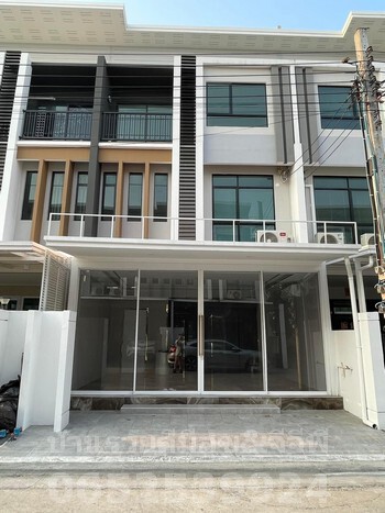 ให้เช่าโฮมออฟฟิต 3ชั้น โครงการPatio รามอินทรา-วัชรพล ท่าแร้ง บางเขน กรุงเทพฯ