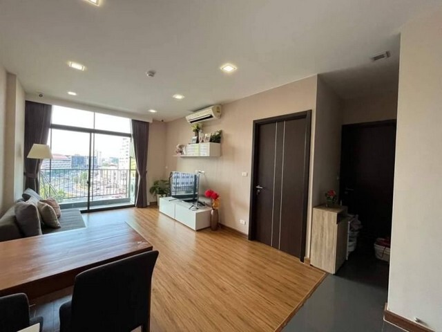 Stylish Condo วิวถนนเลียบคันคลอง วิวดอยสุเทพ เฟอร์ครบ