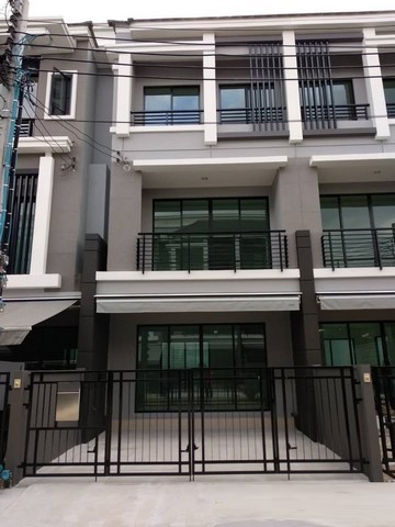 ให้เช่าทาวน์โฮม 3 ชั้น 3 ห้องนอน 3 ห้องน้ำ 1 ครัว บ้านกลางเมือง สุขสวัสดิ์ ใกล้บิ๊กซี แยกพระประแดง