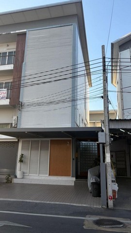 493664pic1