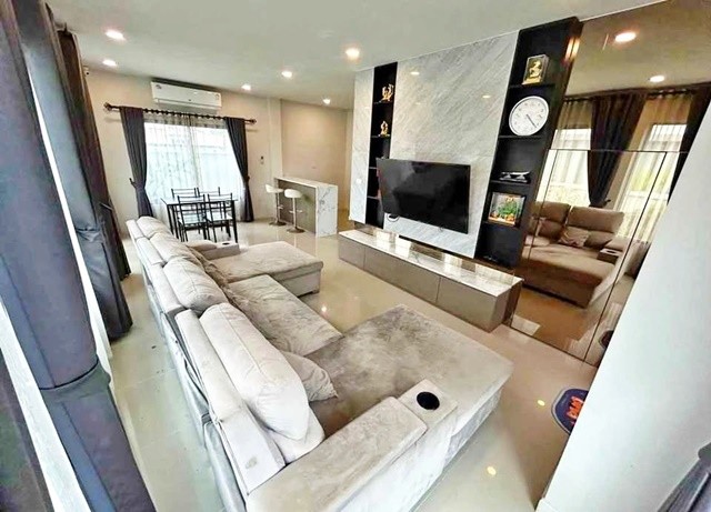 208427pic1