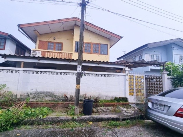 215348pic1