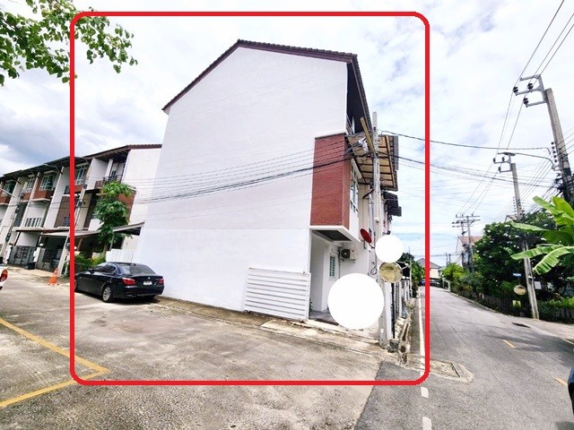 215610pic1