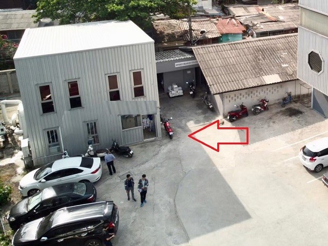 216512pic1
