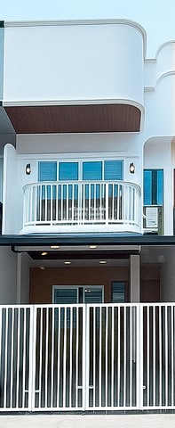 u421-295767pic1